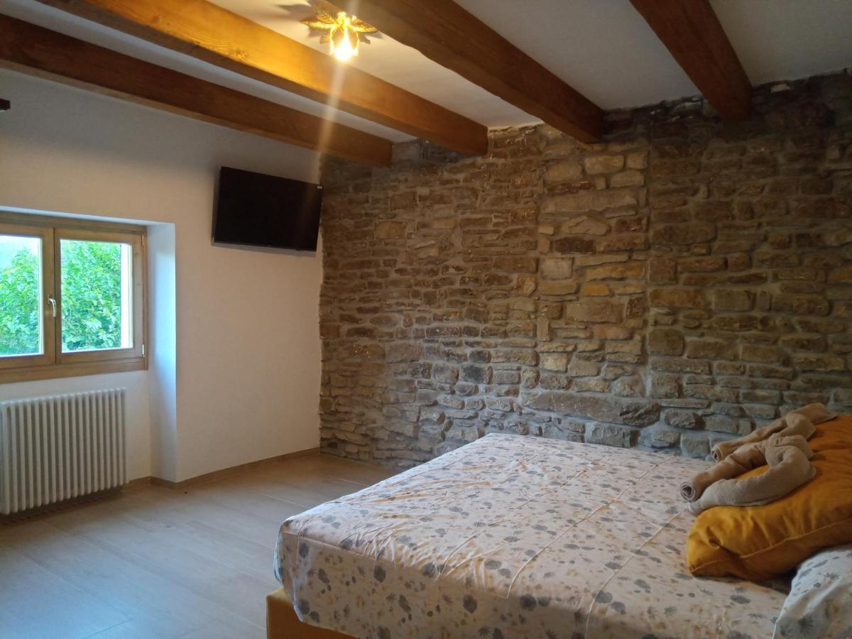 Agriturismo Il Regno Del Marrone Castel del Rio Eksteriør billede